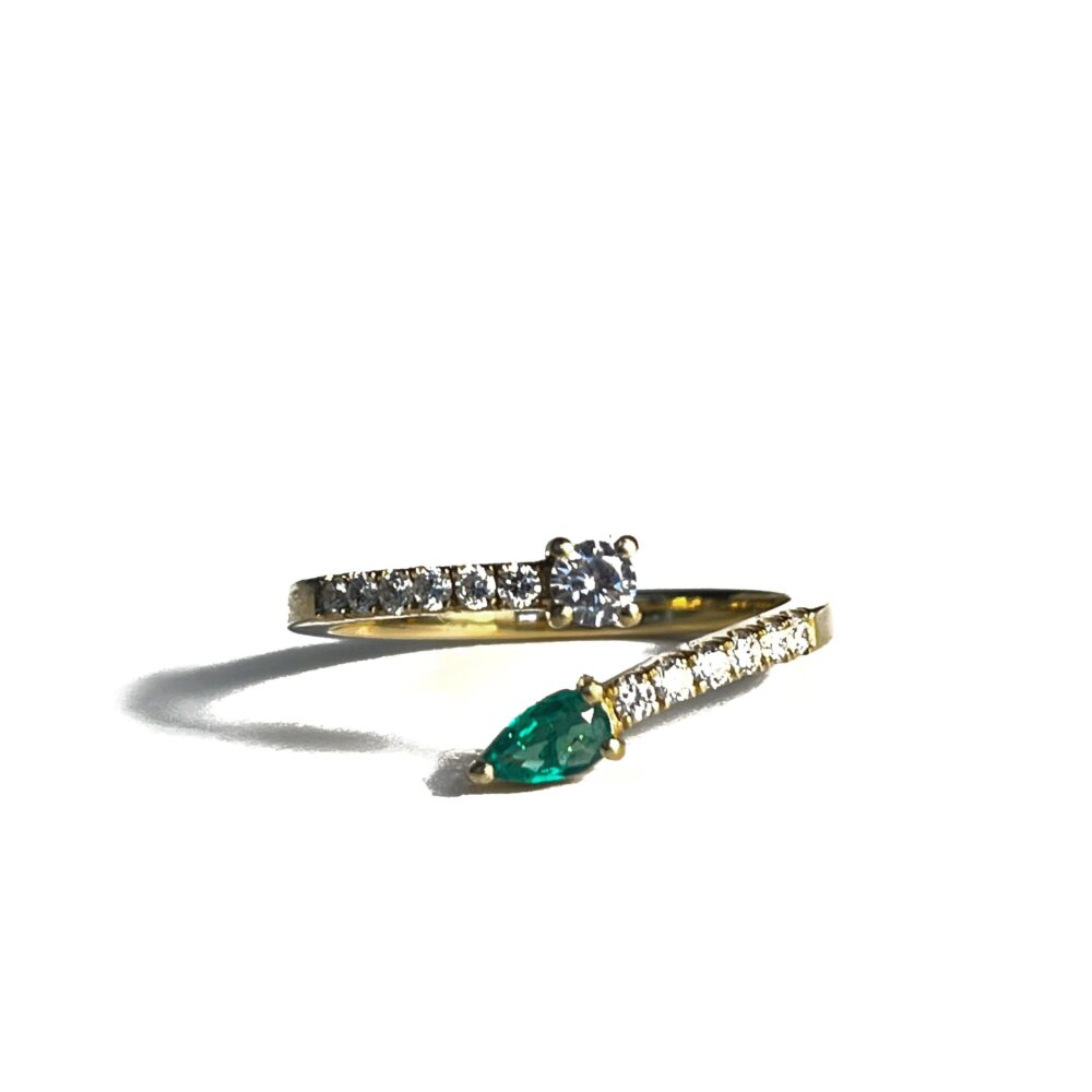 Anillo abierto diamante y esmeralda
